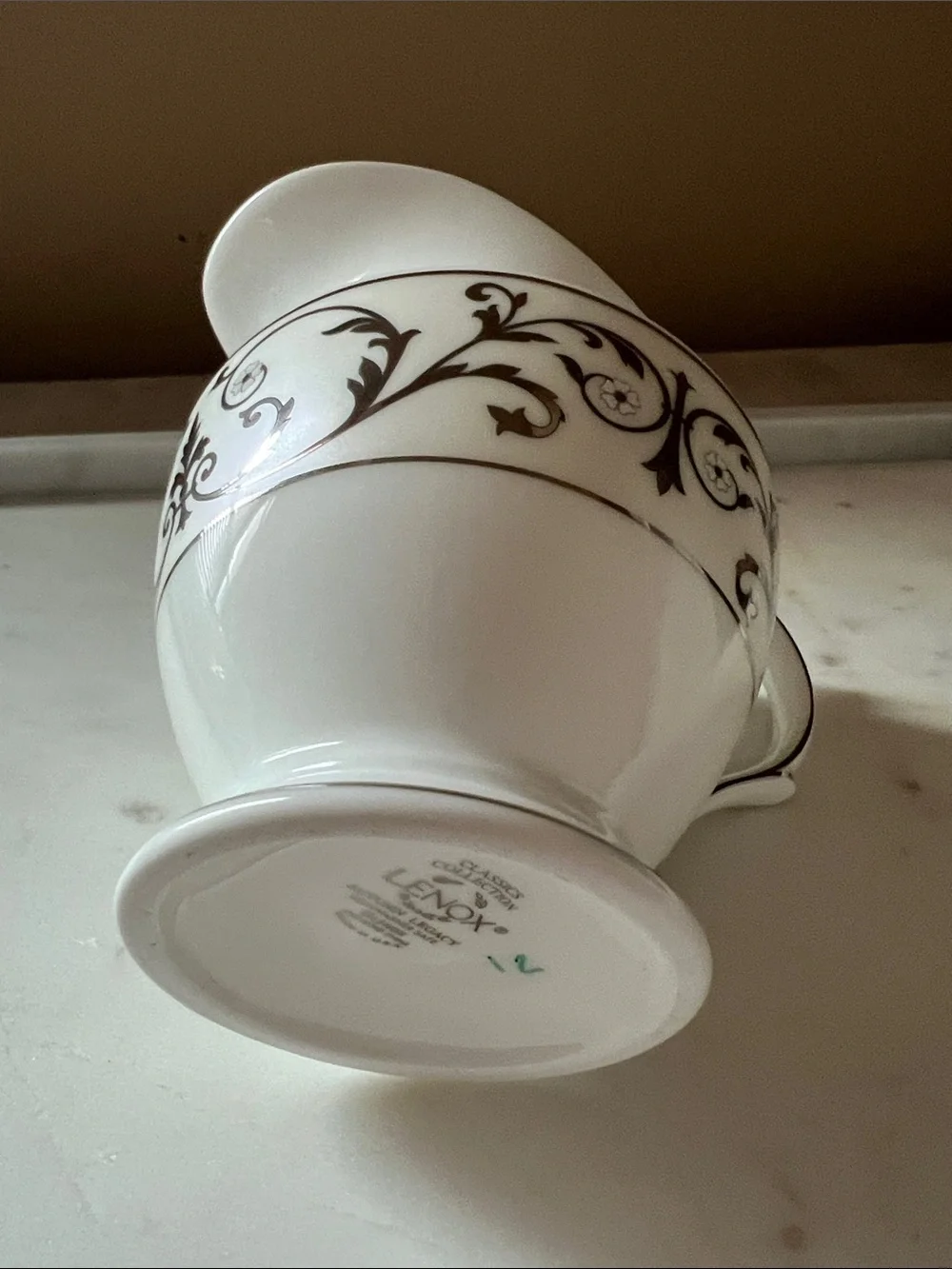 2009 Autumn Legacy Creamer Dish